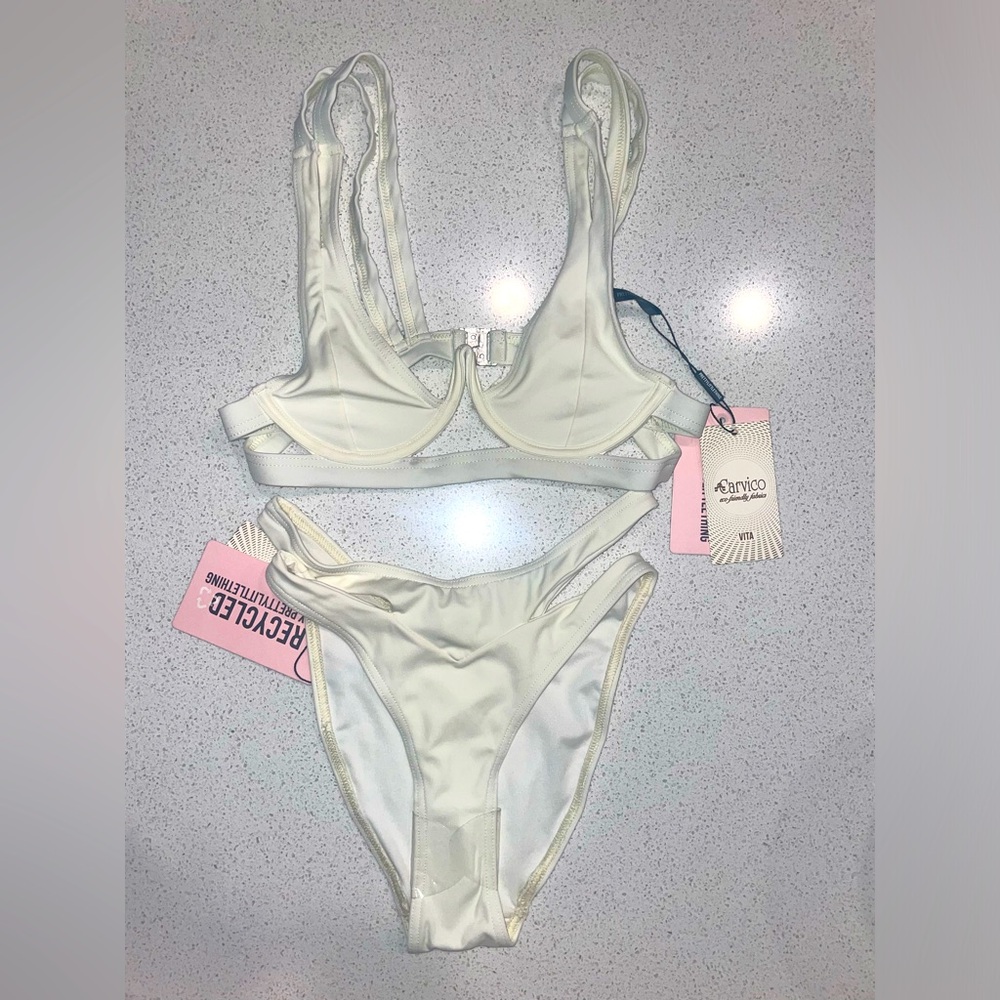 PrettyLittle Thing Cream Underwired Bikini